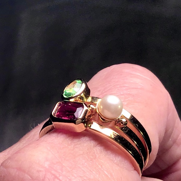 🌺NEW! Gold & Gemstone Stacking Rings - Picture 10 of 11